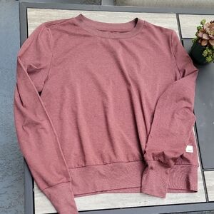 Vuori Small Long Sleeve Shirt